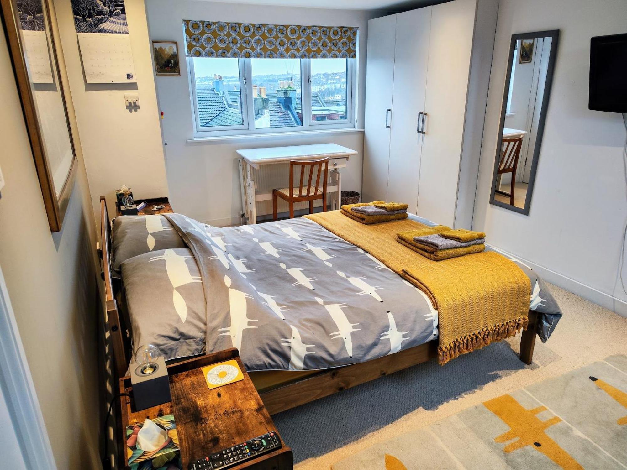 Large Light Loft Room - En Suite Μπράιτον Εξωτερικό φωτογραφία